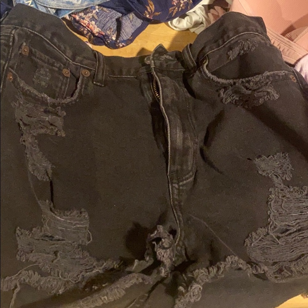Black distressed AE mom jean shorts